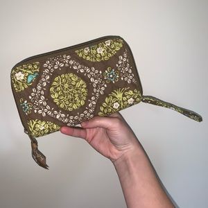 COPY - Vera Bradley Sittin in a Tree zip around w…